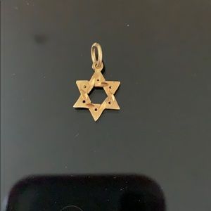 Gold pendant